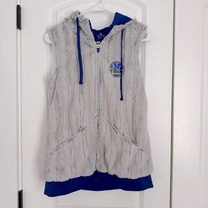 Women’s Gray Faux Fur Golden State Warriors Hooded Vest with Blue Lining Size S